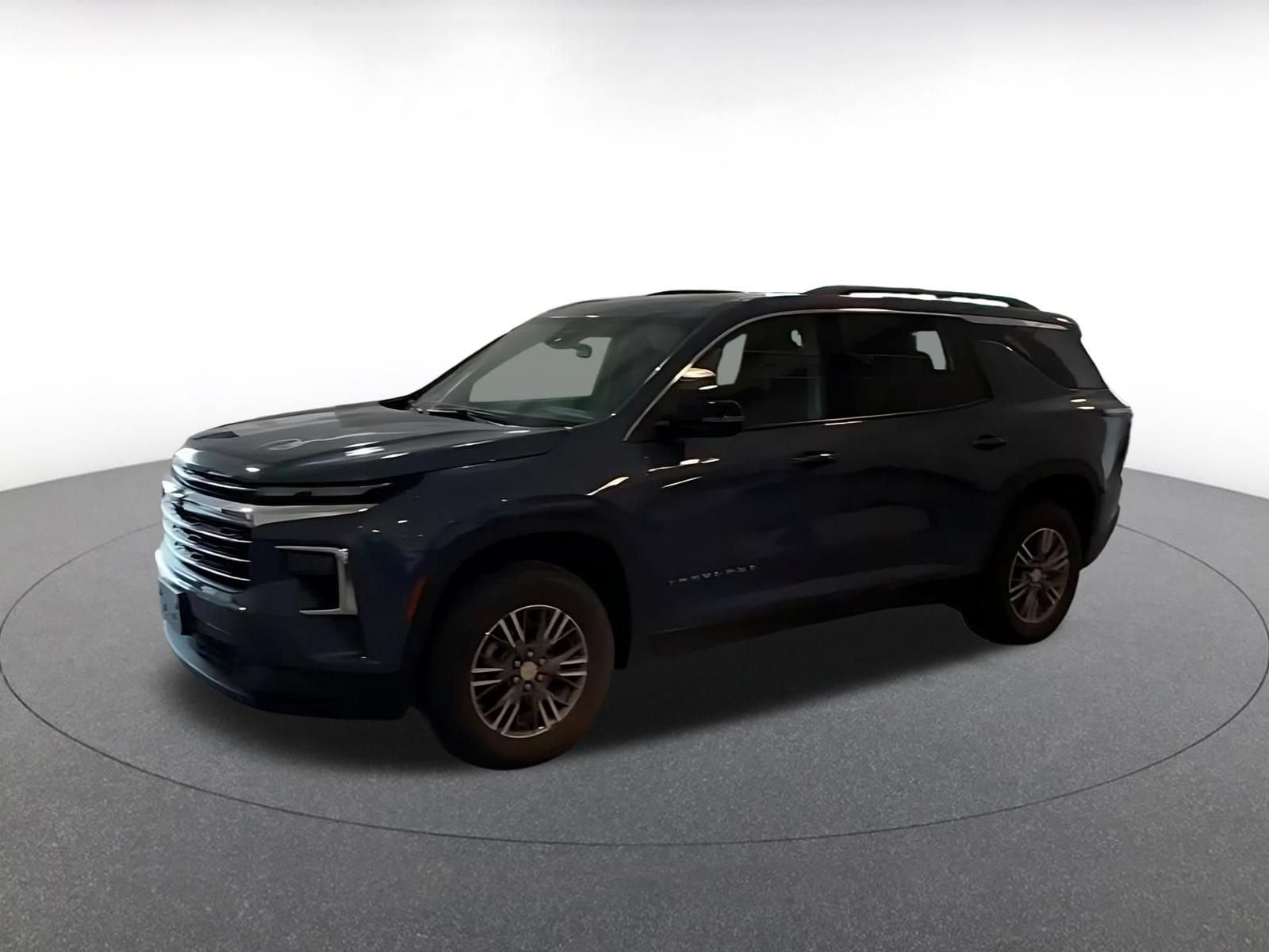 Thumbnail: 2025 Chevrolet Traverse - 6
