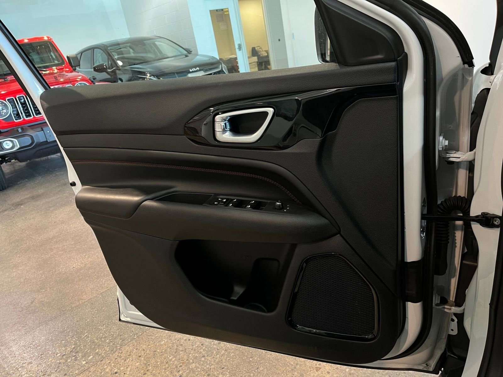 Thumbnail: 2025 Jeep Compass - 18