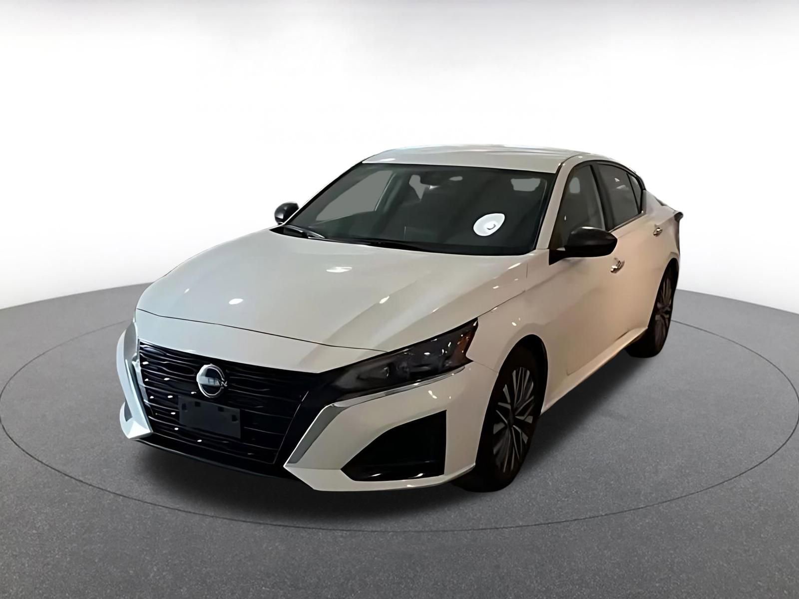Thumbnail: 2025 Nissan Altima - 8