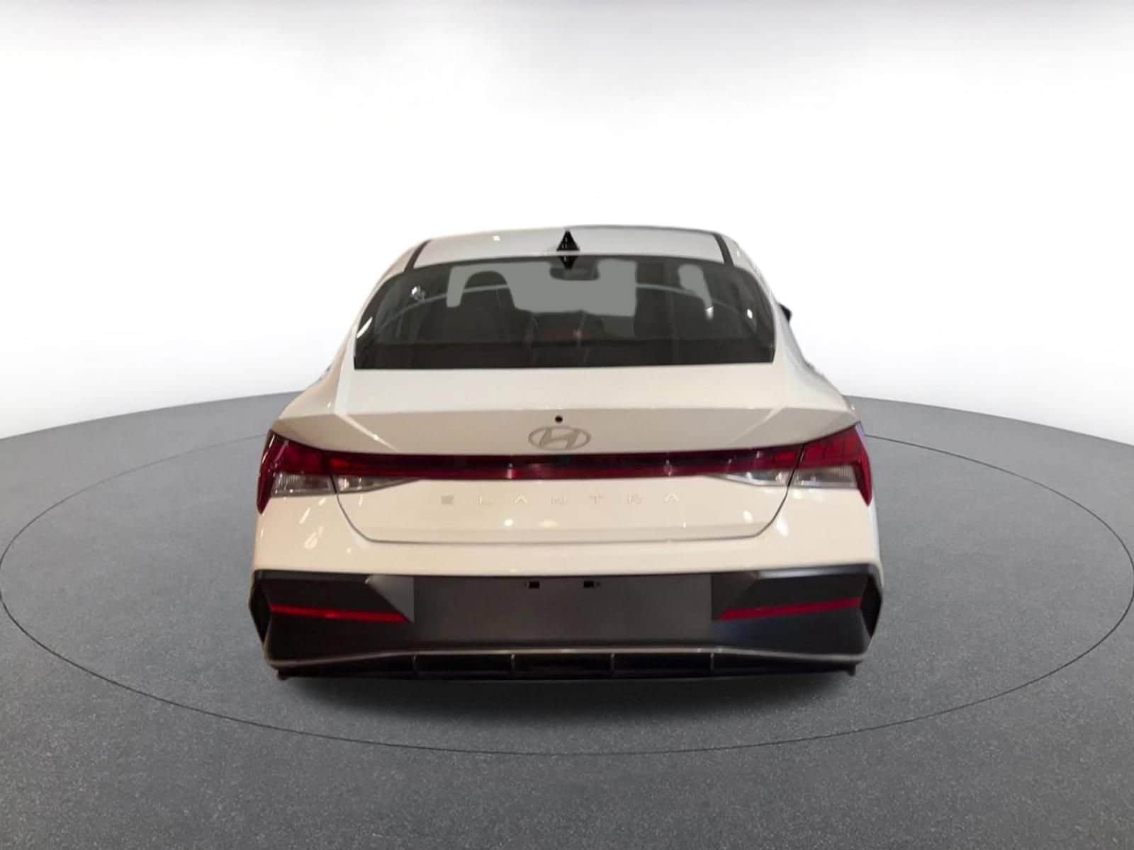 Thumbnail: 2025 Hyundai Elantra - 14