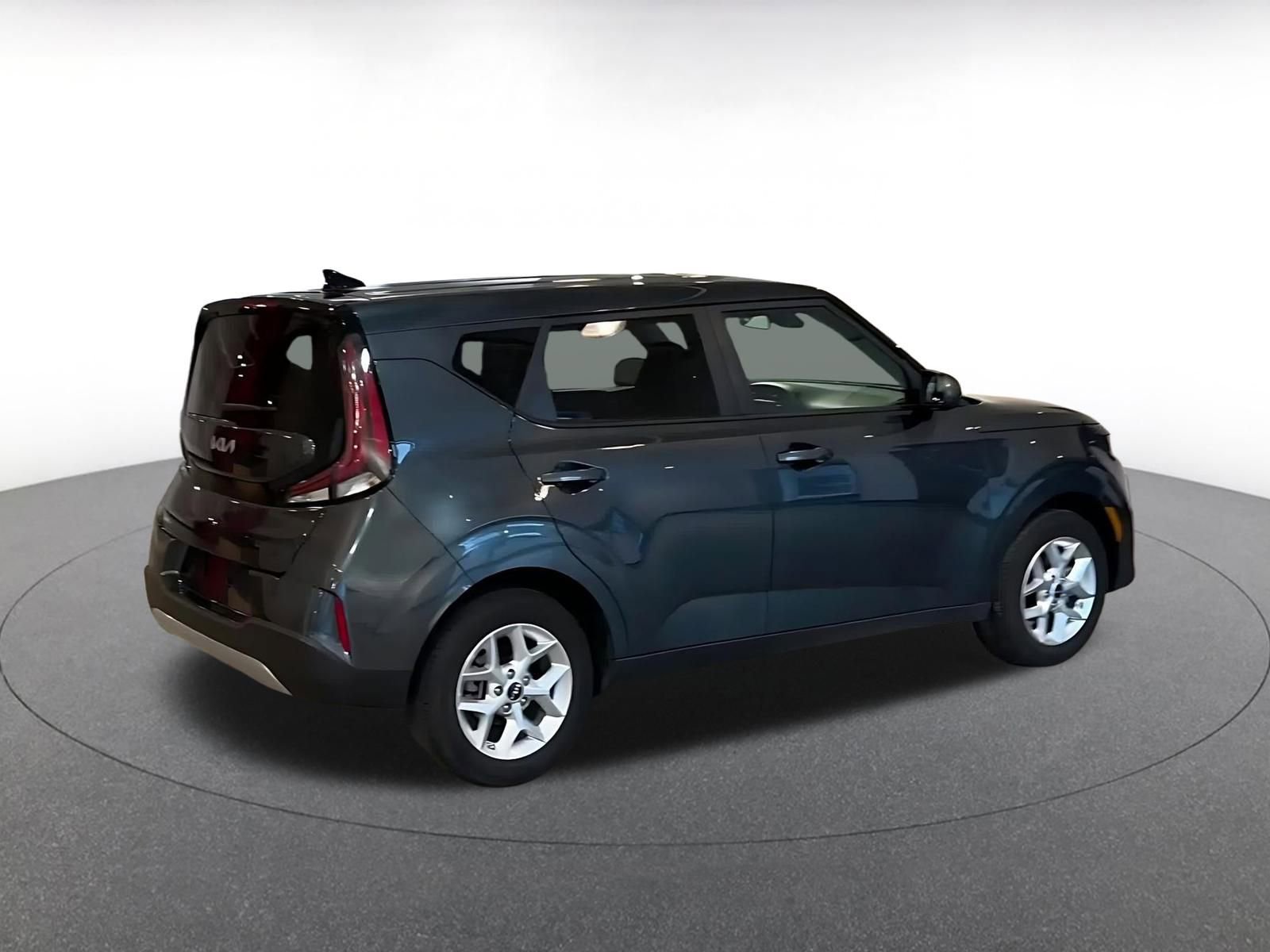 Thumbnail: 2025 Kia Soul - 15