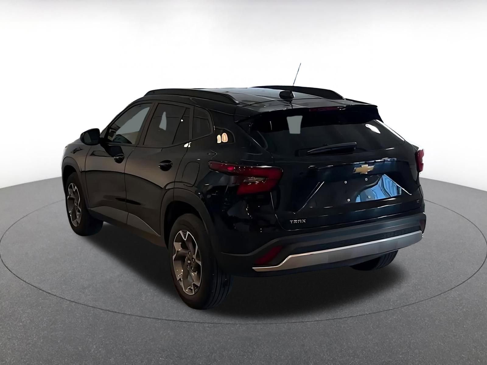 Thumbnail: 2025 Chevrolet Trax - 11