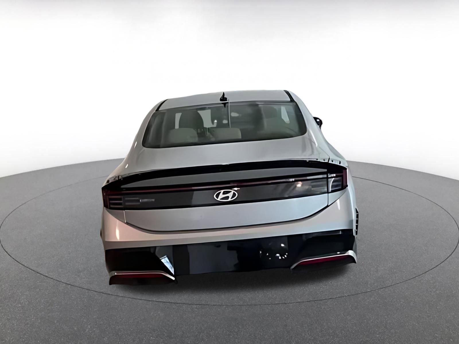 Thumbnail: 2025 Hyundai Sonata - 16
