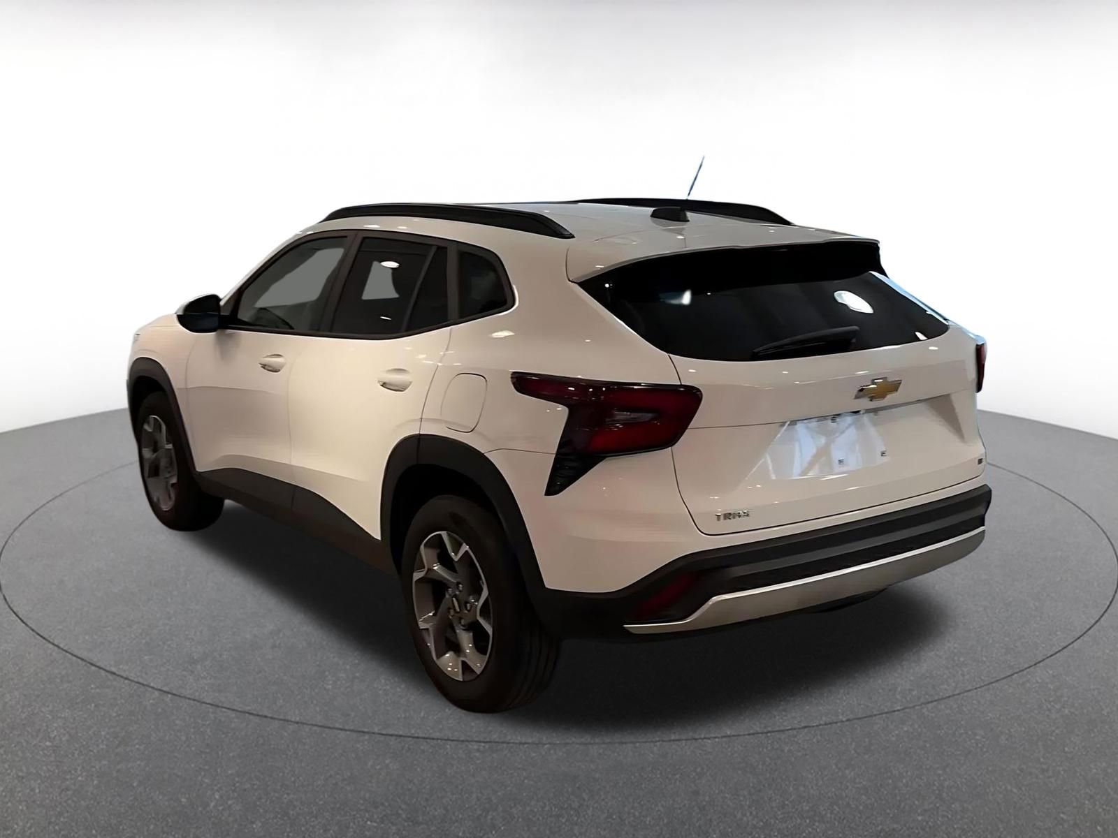 Thumbnail: 2025 Chevrolet Trax - 11