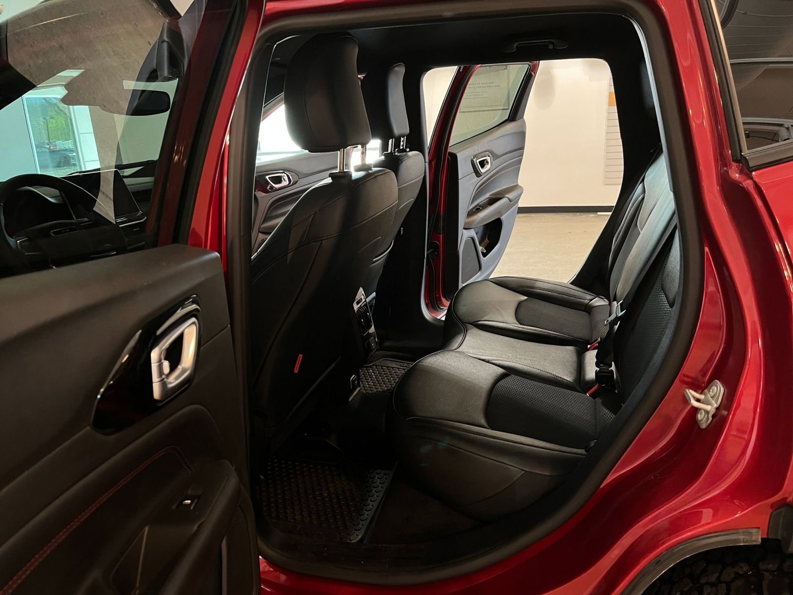 Thumbnail: 2025 Jeep Compass - 25