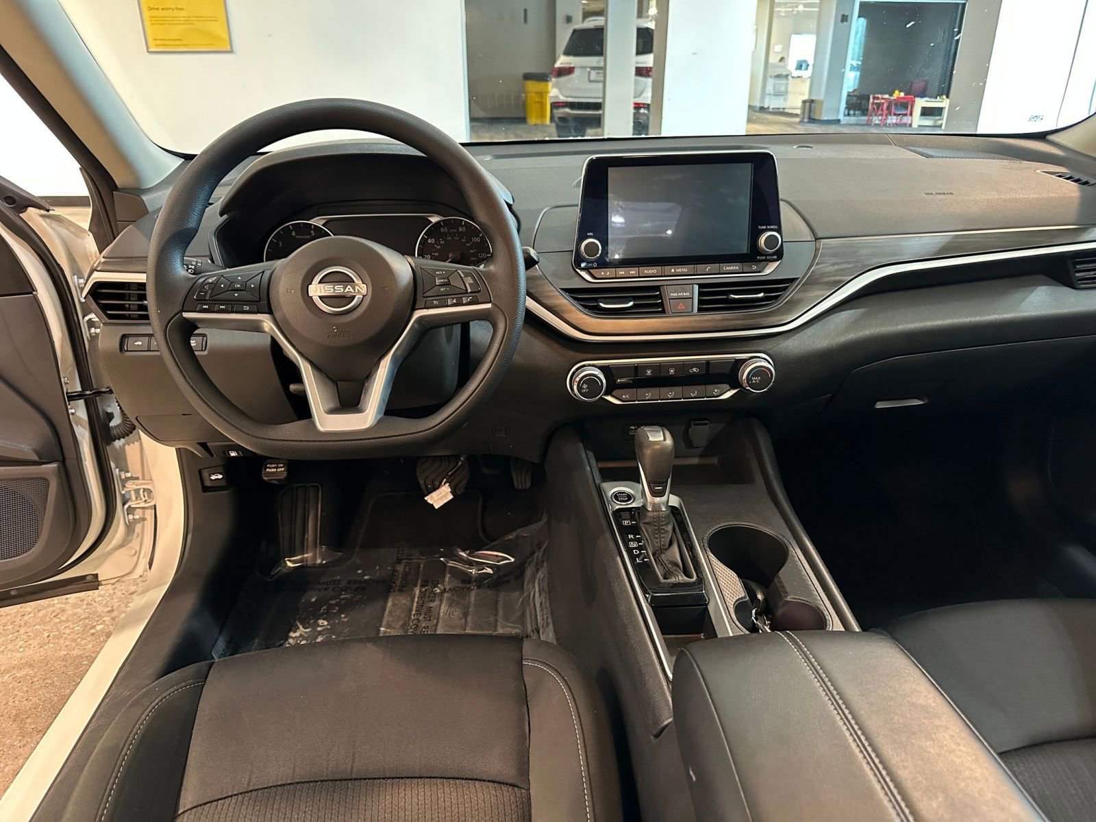 Thumbnail: 2025 Nissan Altima - 33