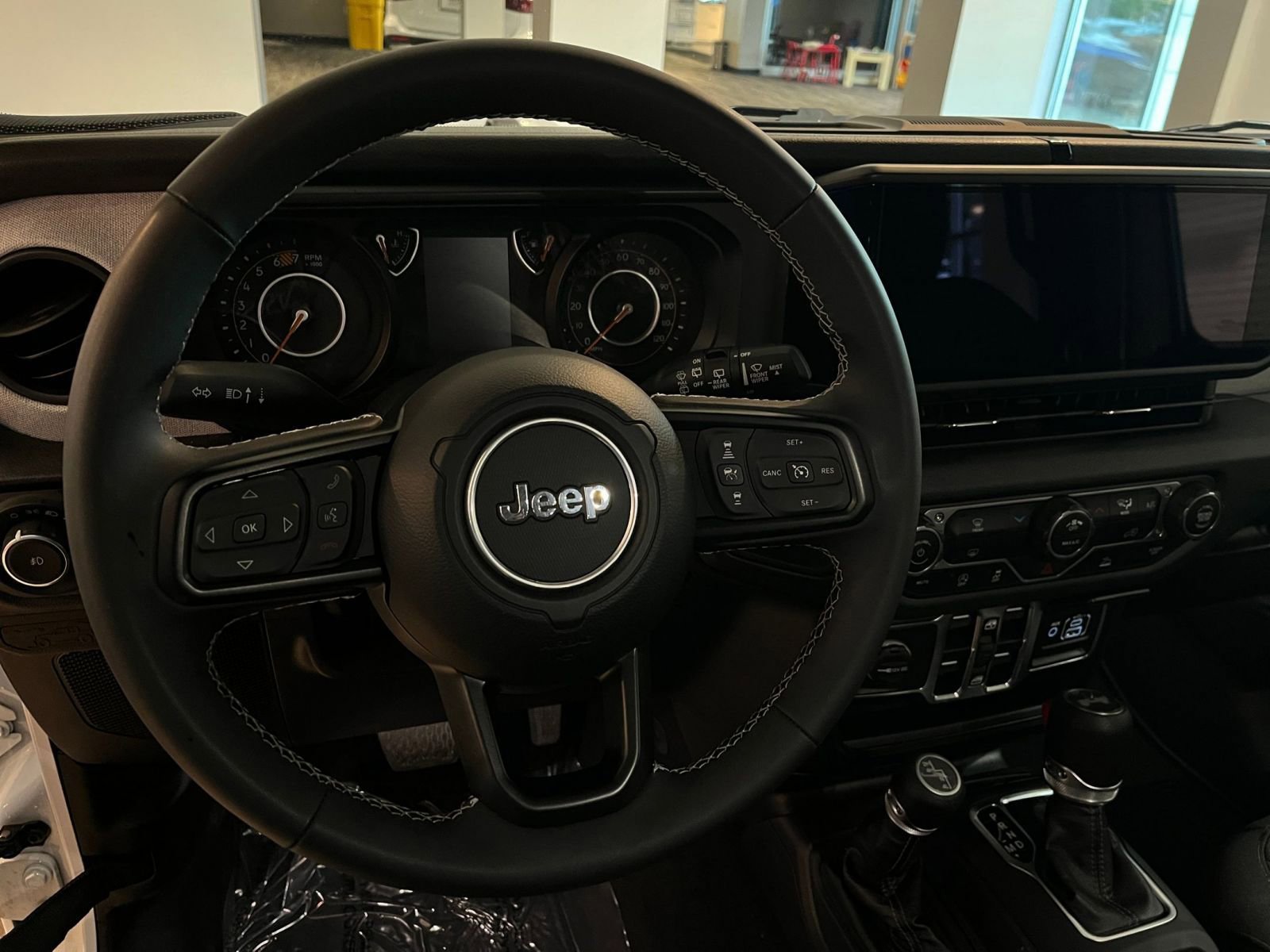 Thumbnail: 2025 Jeep Wrangler - 28
