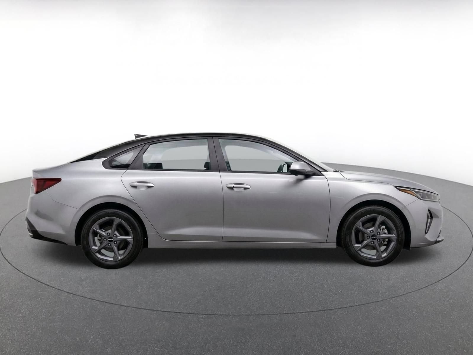 Thumbnail: 2025 Kia K4 - 10