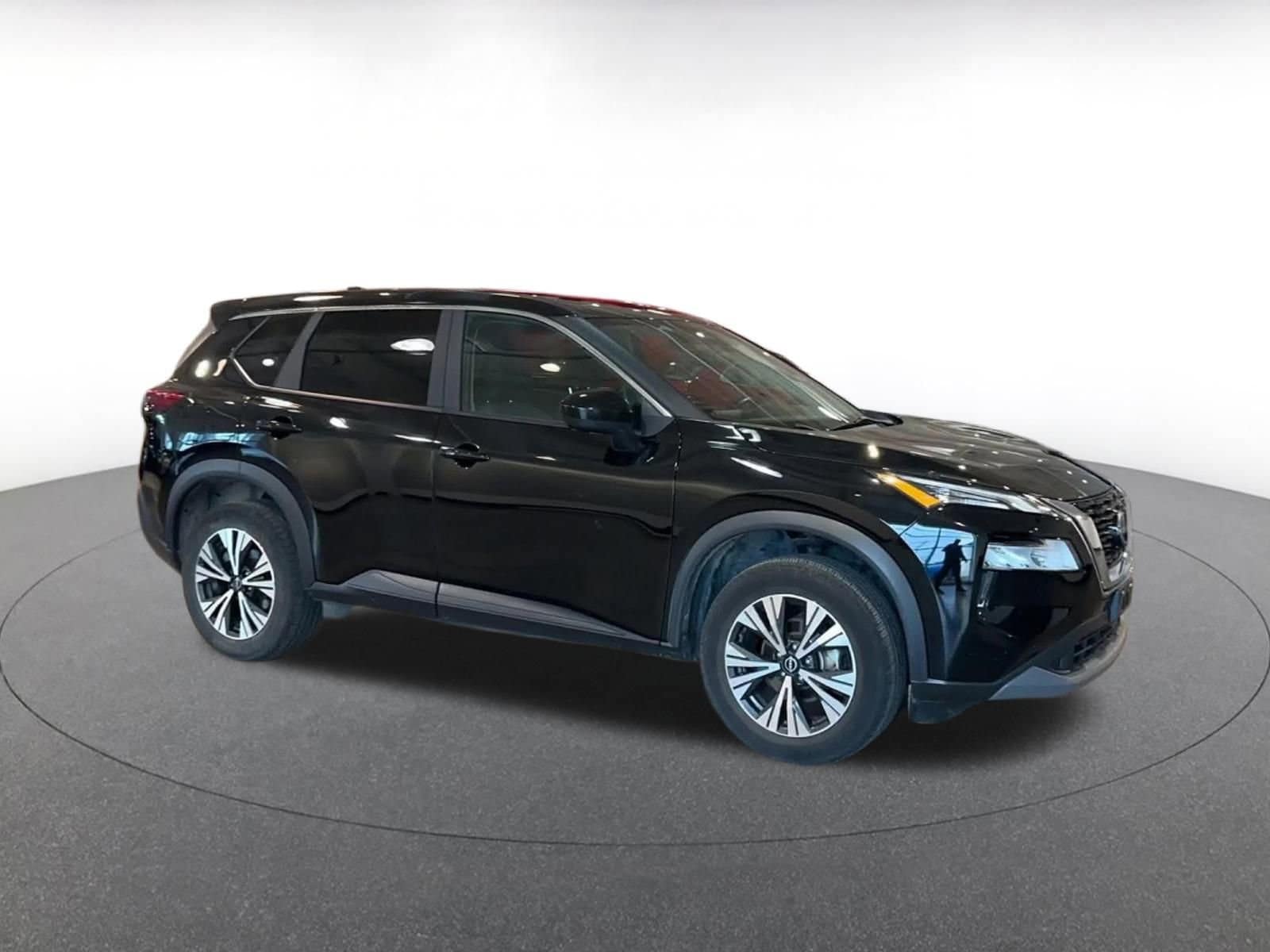 Thumbnail: 2023 Nissan Rogue - 2