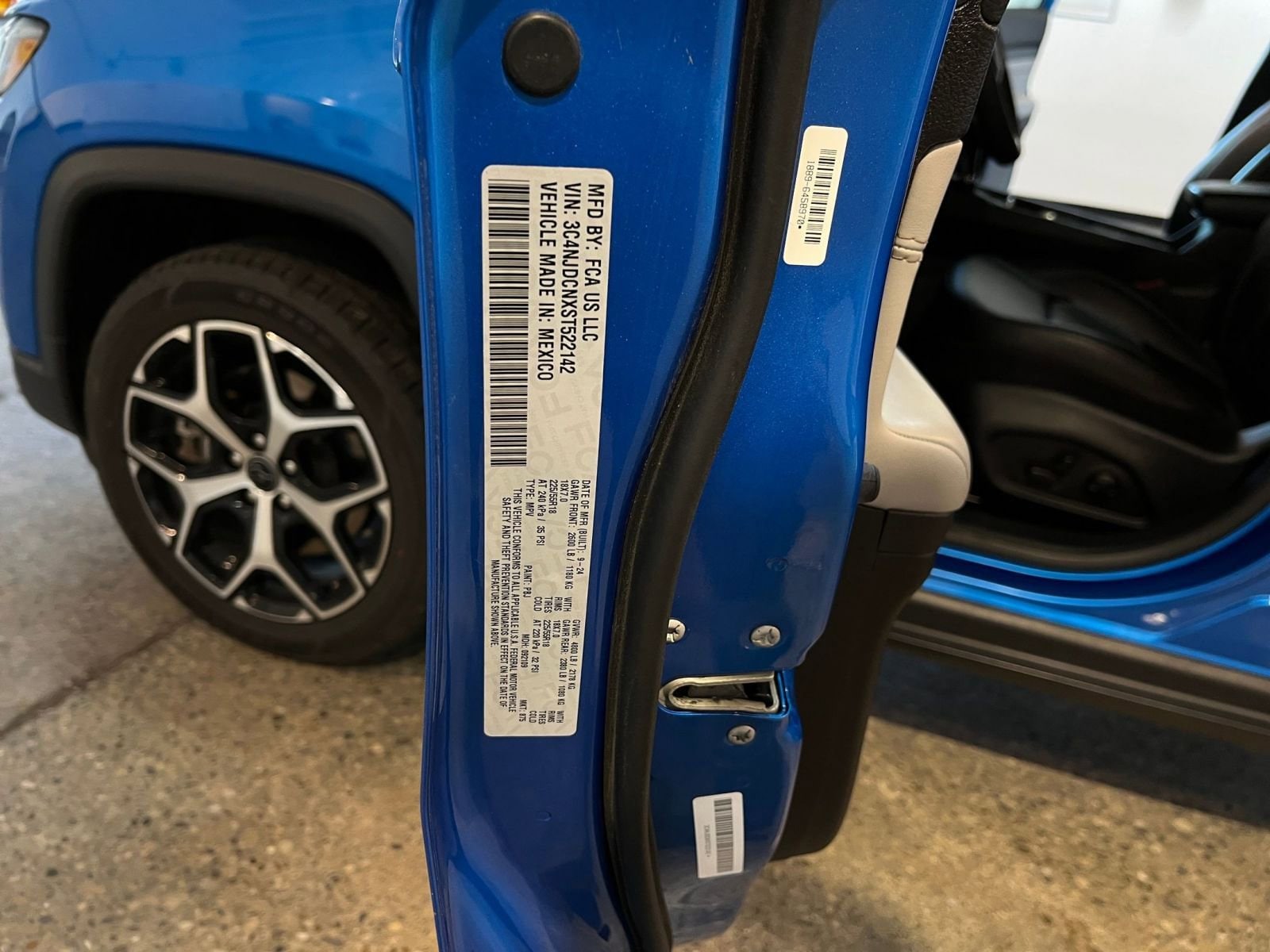 Thumbnail: 2025 Jeep Compass - 29