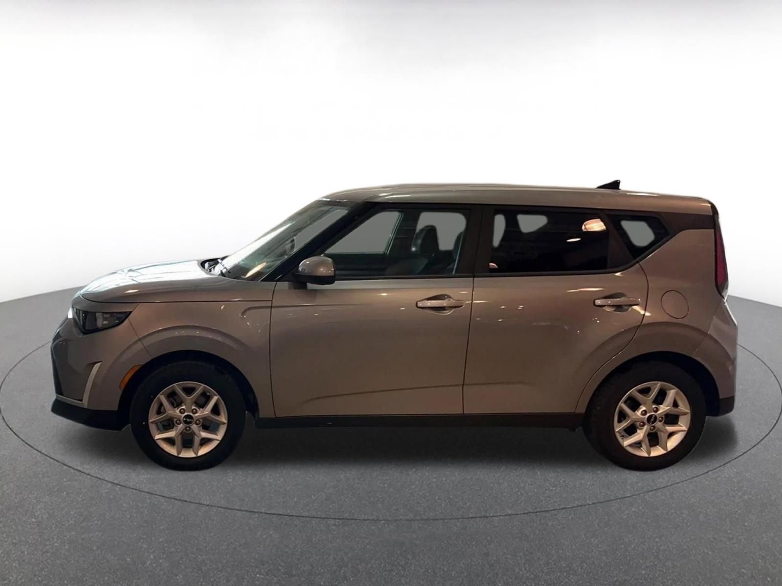 Thumbnail: 2025 Kia Soul - 9