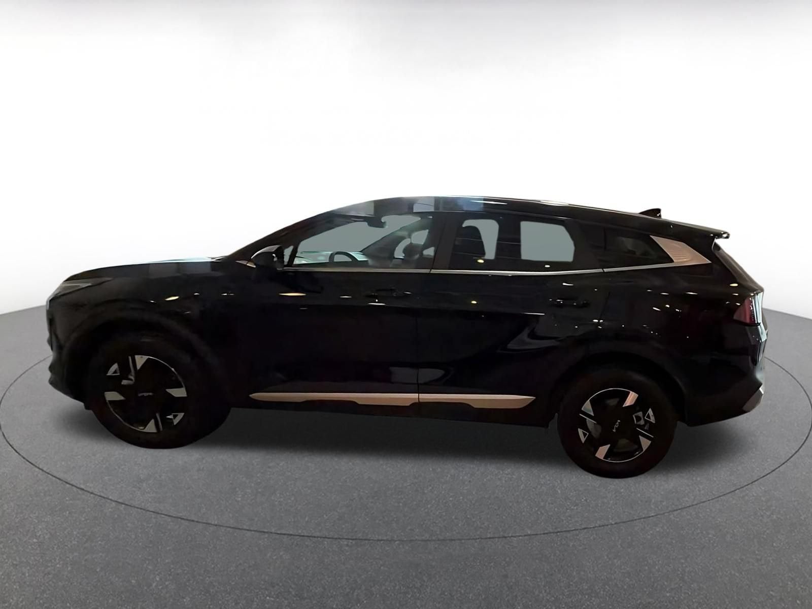 Thumbnail: 2026 Kia Sportage - 8