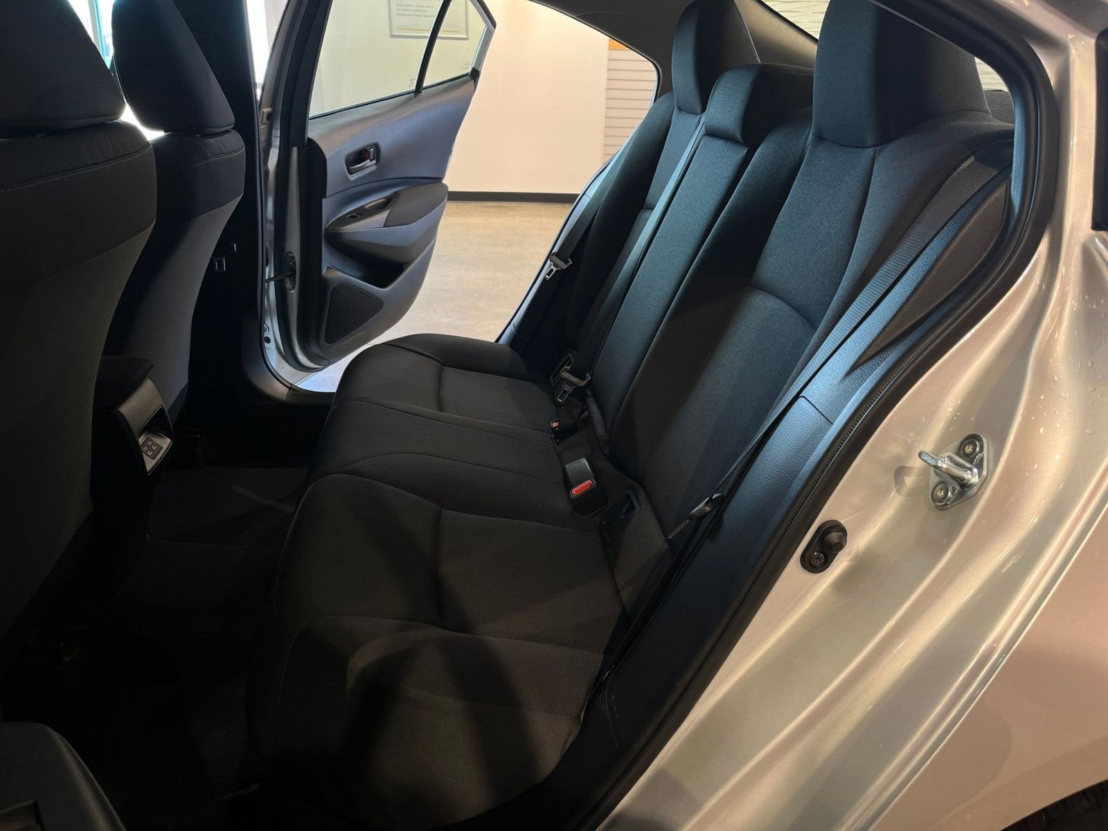 Thumbnail: 2025 Toyota Corolla - 25