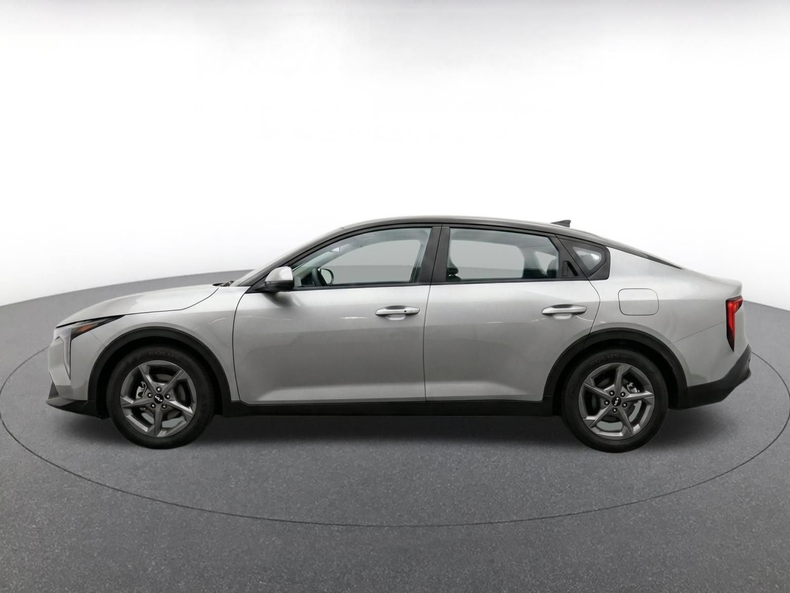 Thumbnail: 2025 Kia K4 - 4