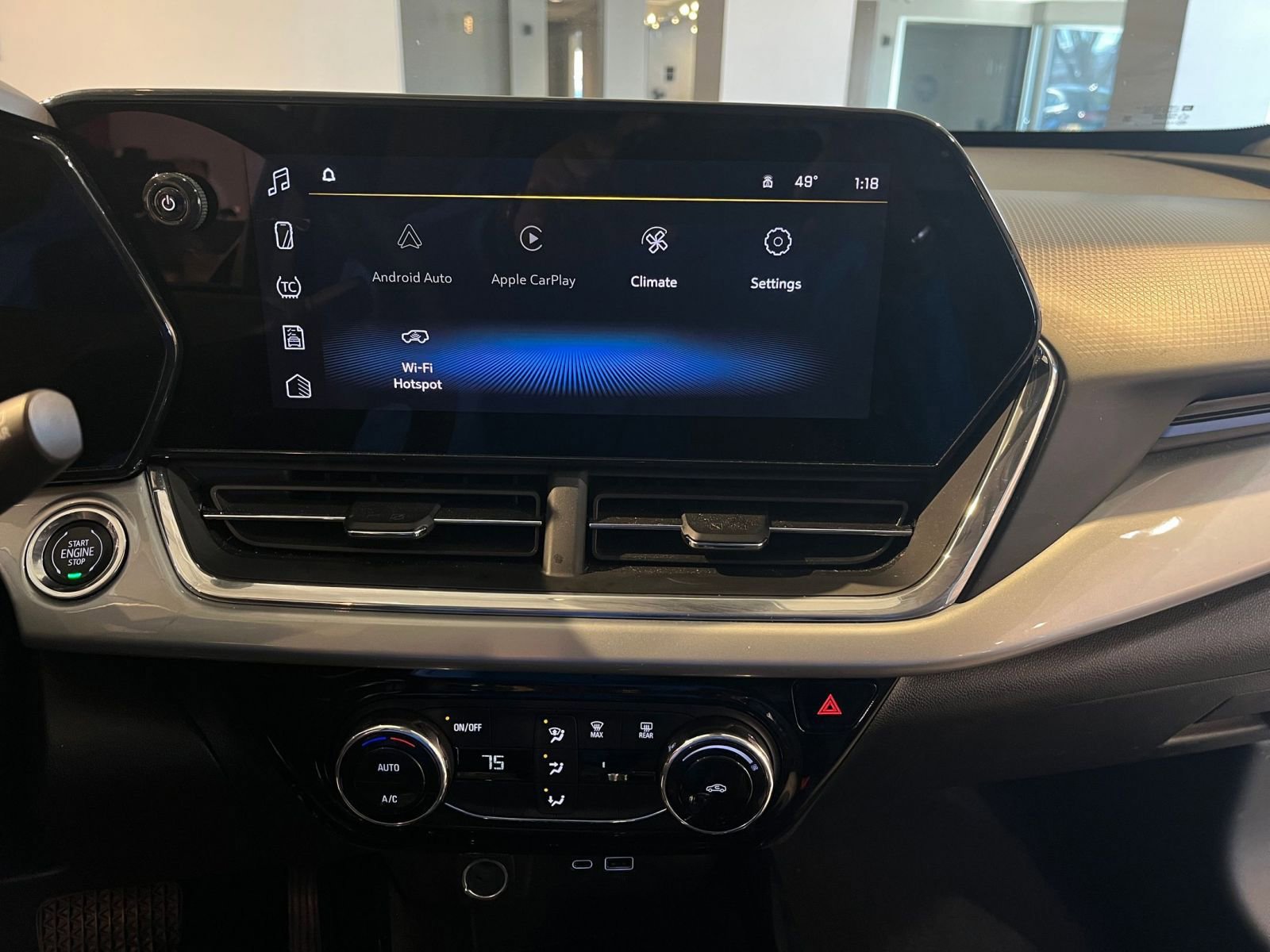 Thumbnail: 2025 Chevrolet Trax - 18