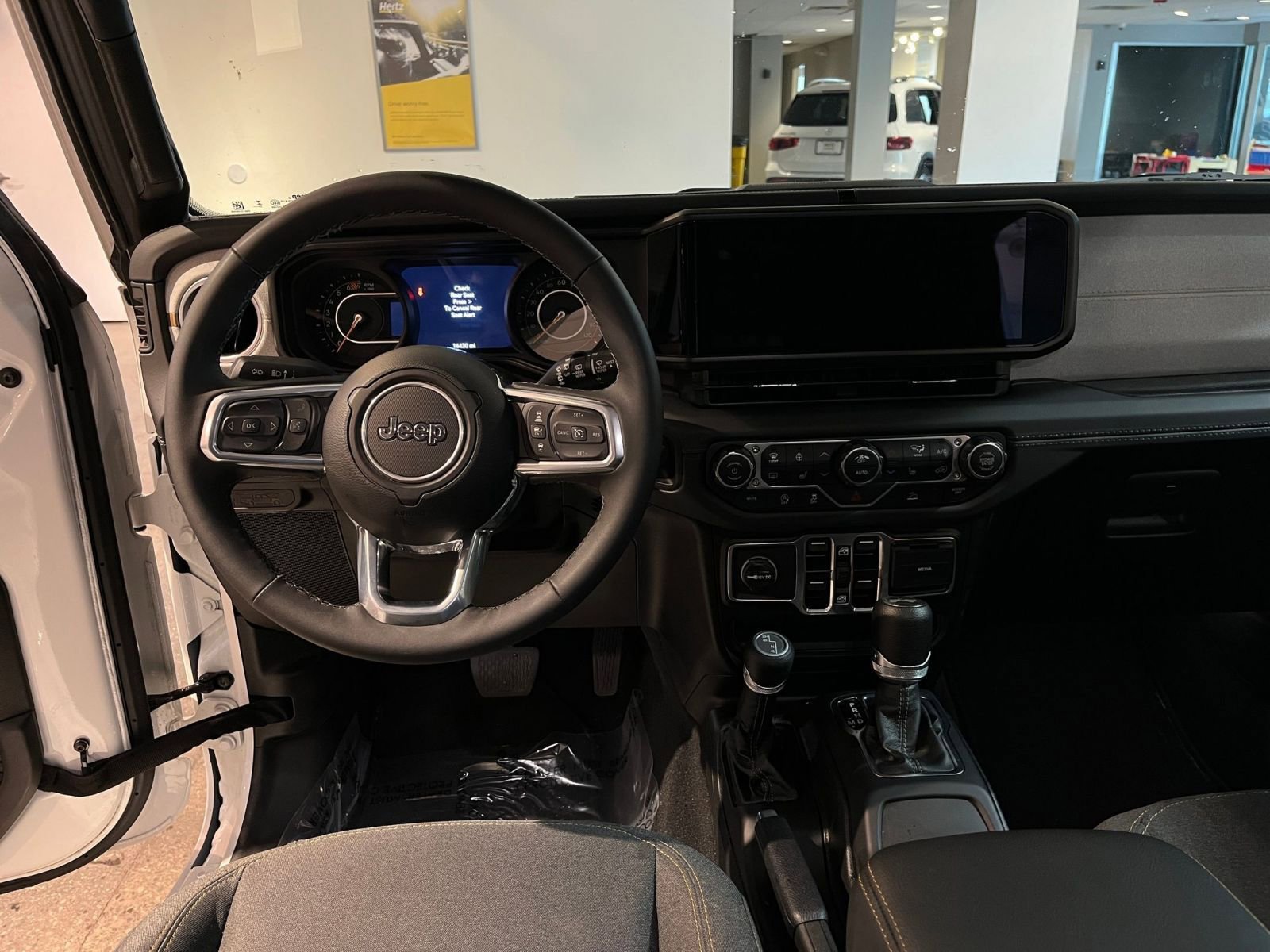 Thumbnail: 2025 Jeep Wrangler - 34