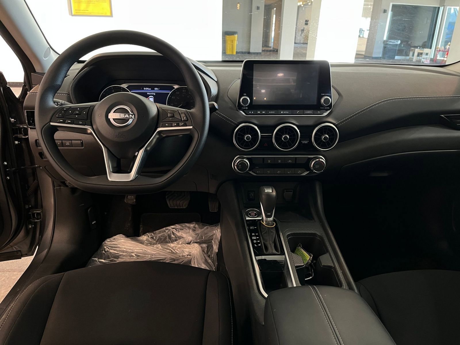 Thumbnail: 2025 Nissan Sentra - 33