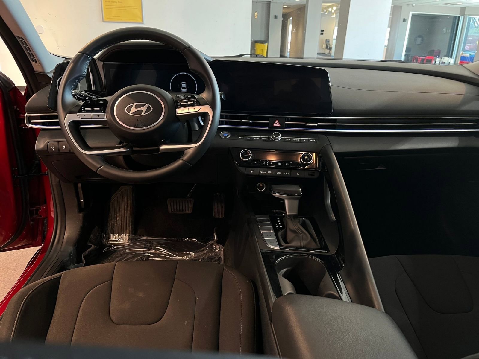 Thumbnail: 2025 Hyundai Elantra - 35