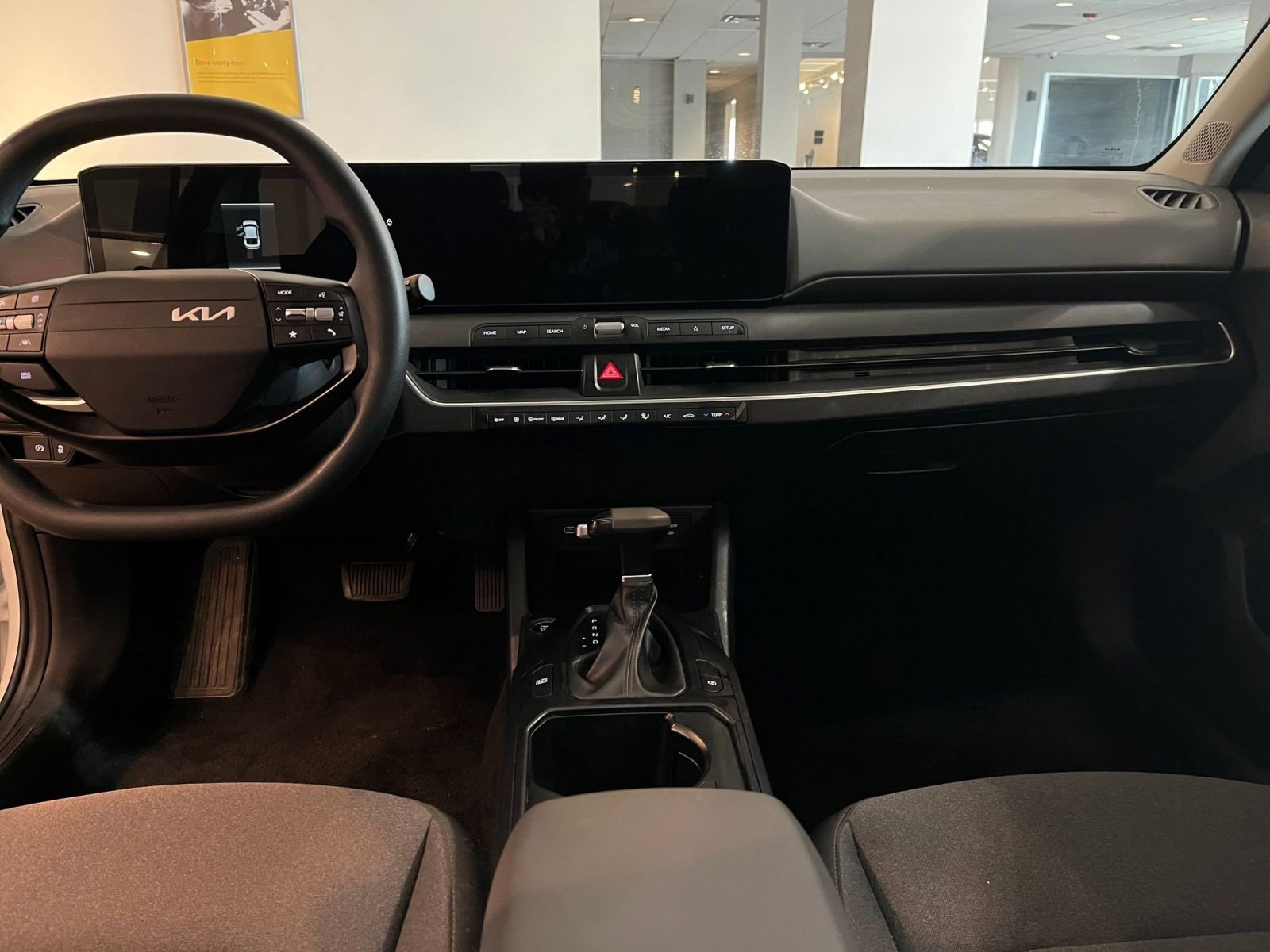 Thumbnail: 2025 Kia K4 - 34