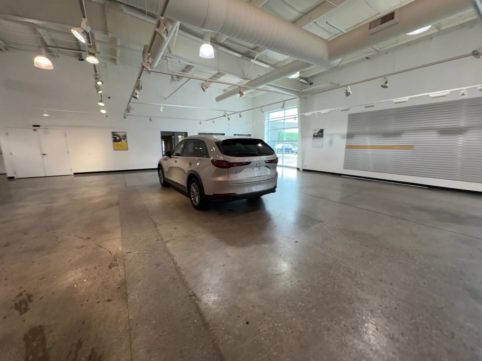 Thumbnail: 2025 Mazda CX-90 - 15