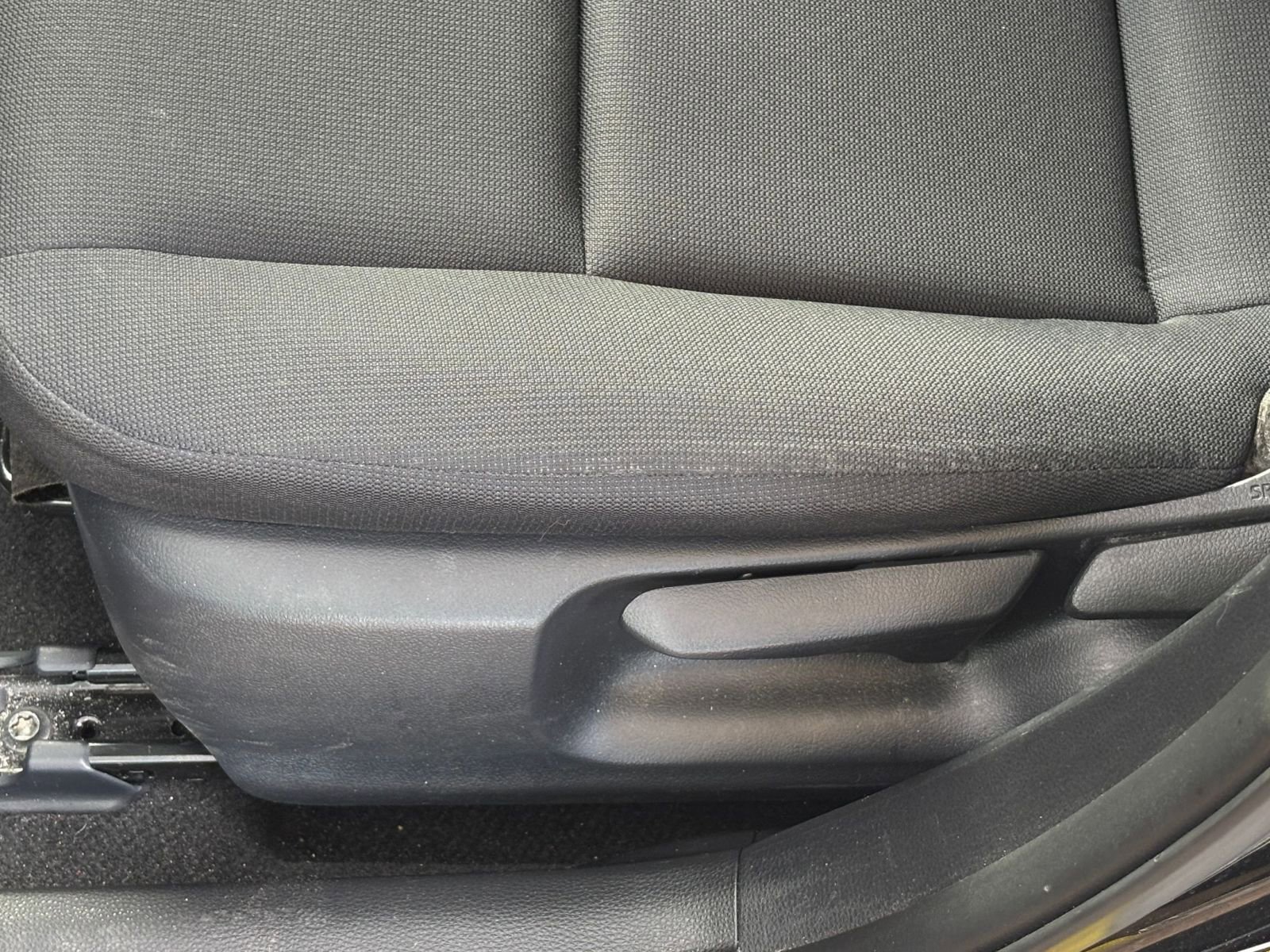 Thumbnail: 2025 Toyota Corolla - 23