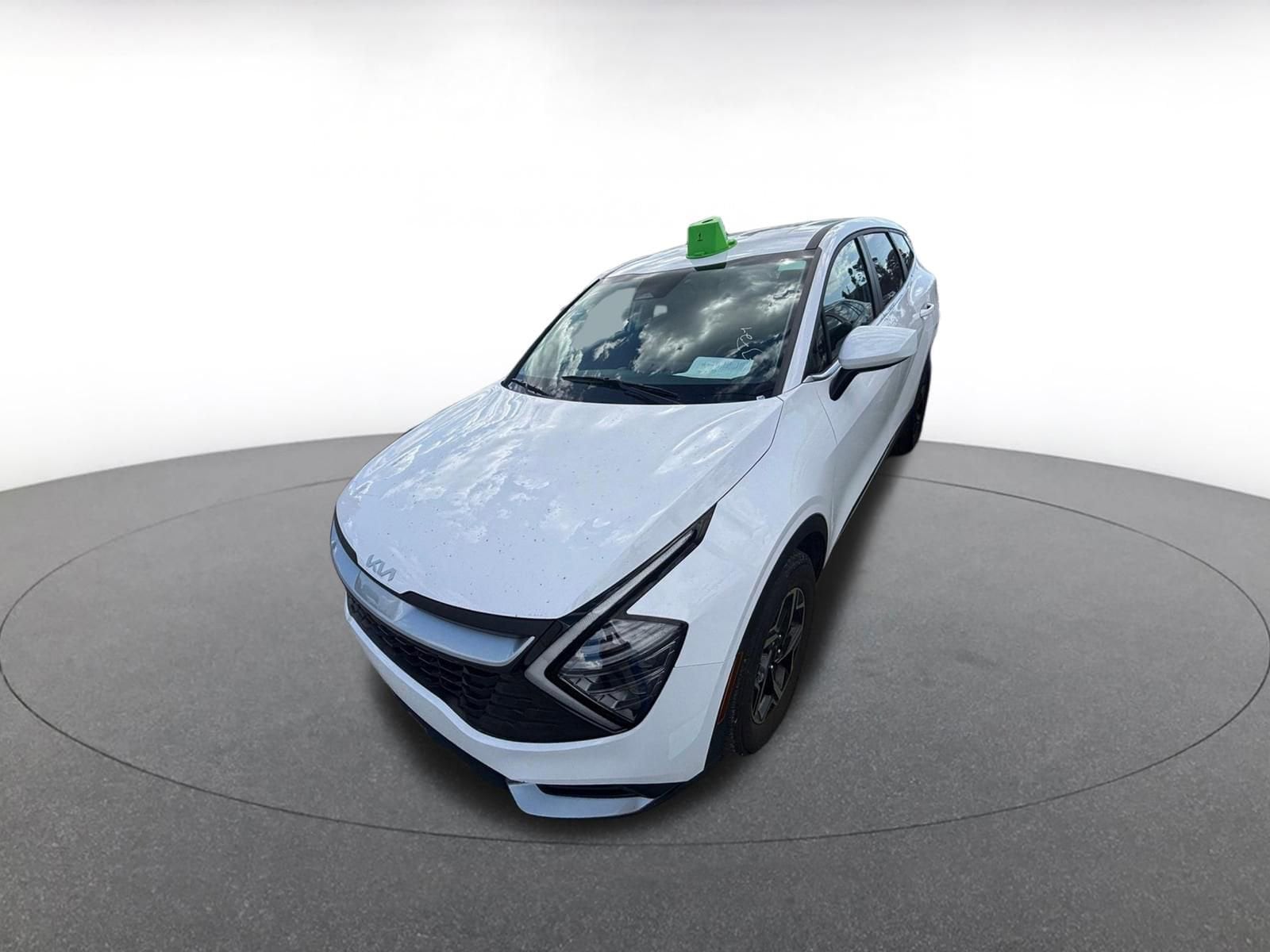 Thumbnail: 2025 Kia Sportage - 3