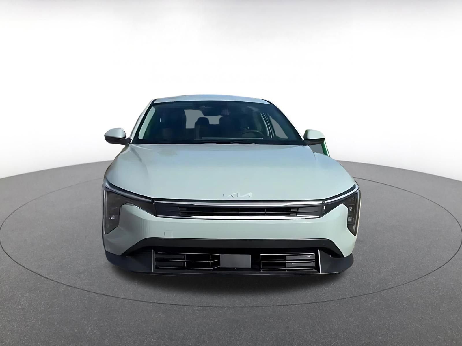 Thumbnail: 2025 Kia K4 - 3