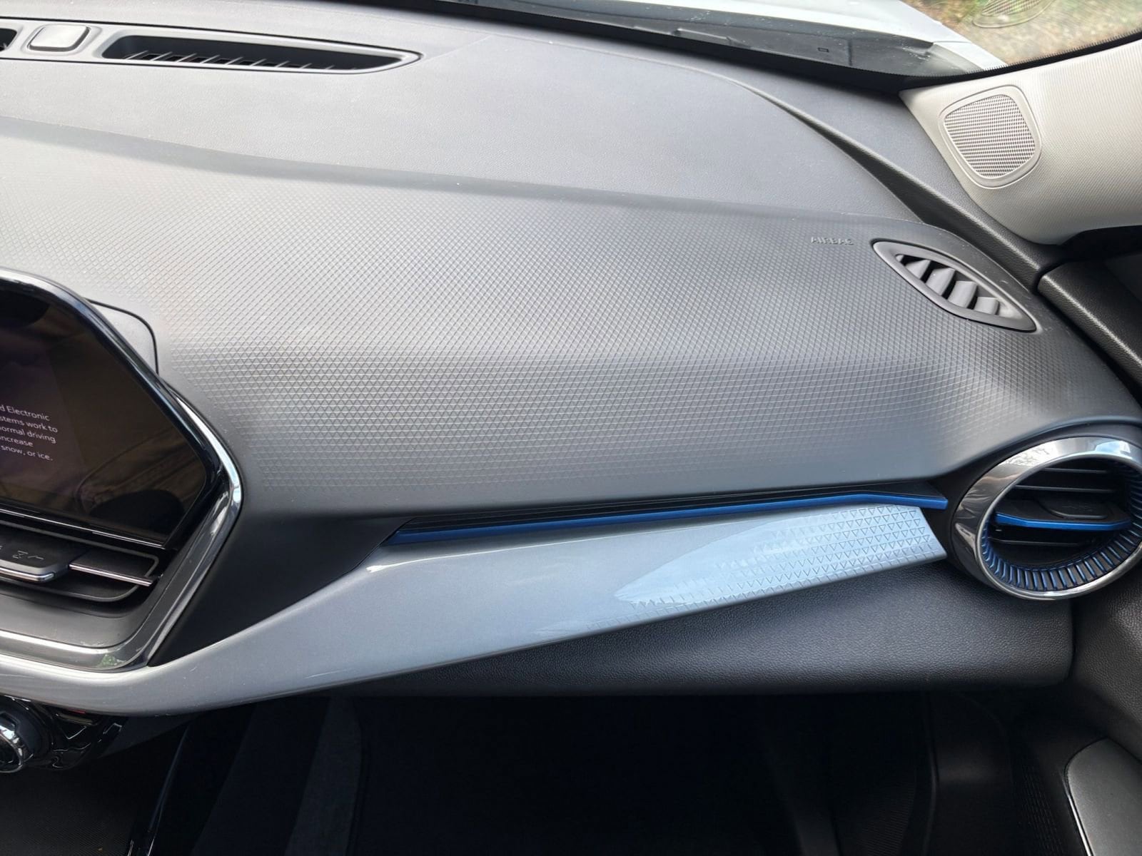 Thumbnail: 2025 Chevrolet Trax - 35