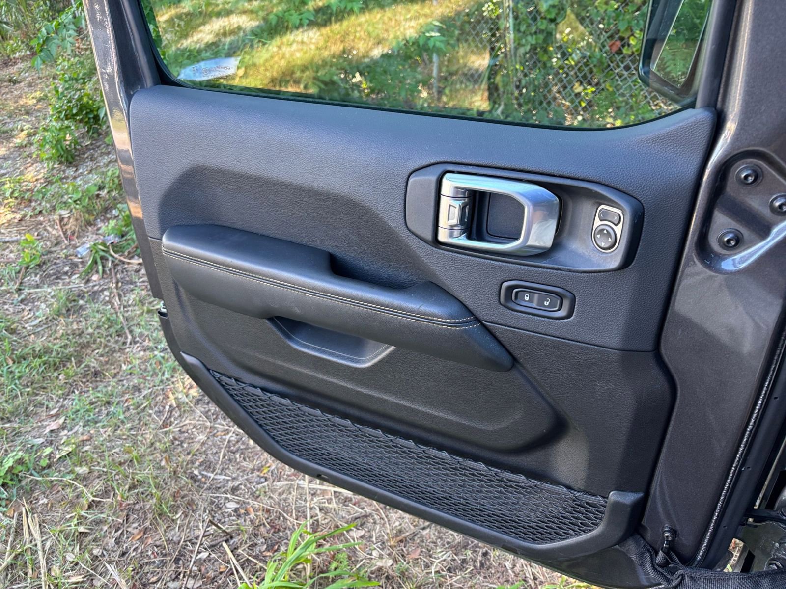 Thumbnail: 2025 Jeep Wrangler - 20