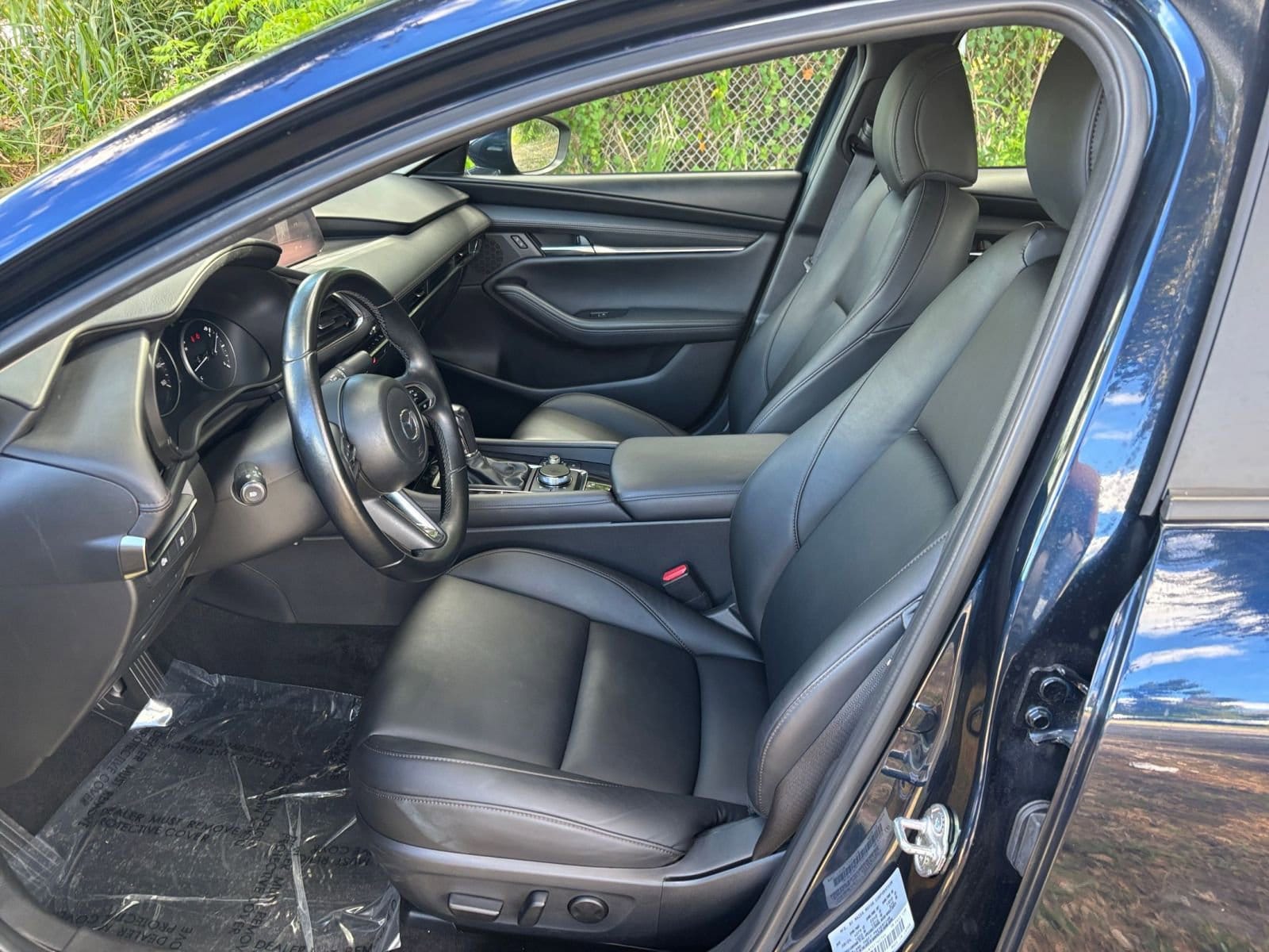 Thumbnail: 2025 Mazda Mazda3 - 25