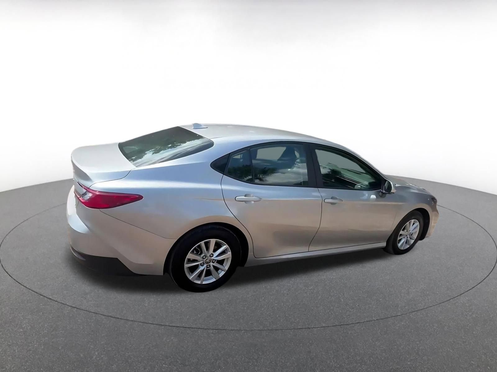 Thumbnail: 2025 Toyota Camry - 14