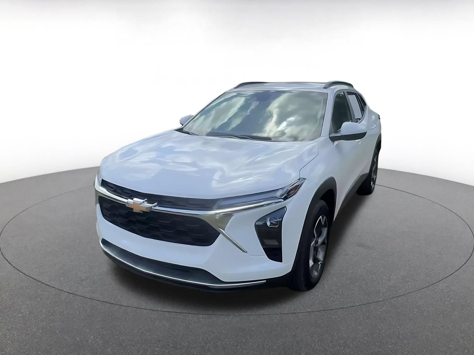 Thumbnail: 2025 Chevrolet Trax - 6