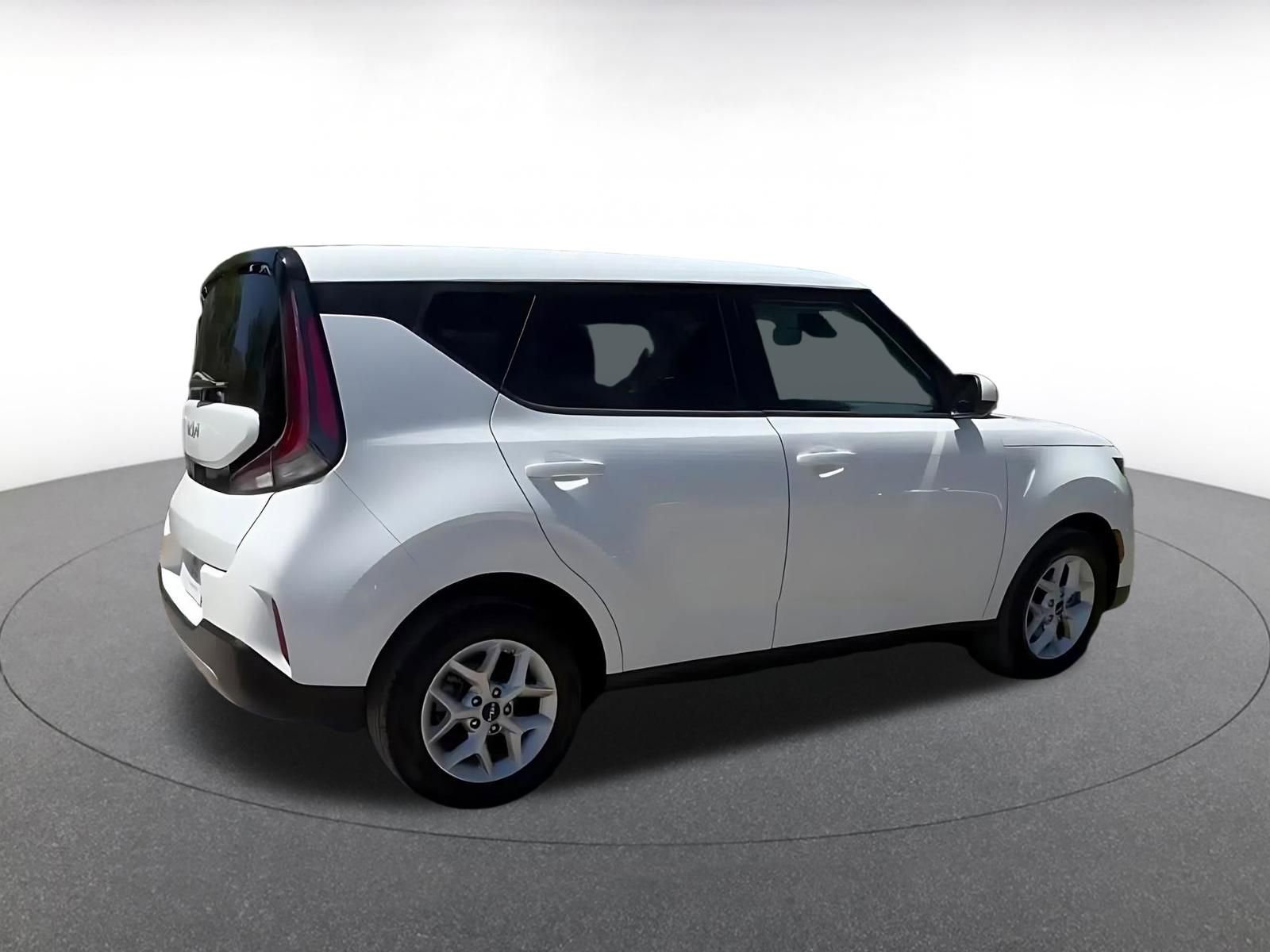 Thumbnail: 2025 Kia Soul - 16