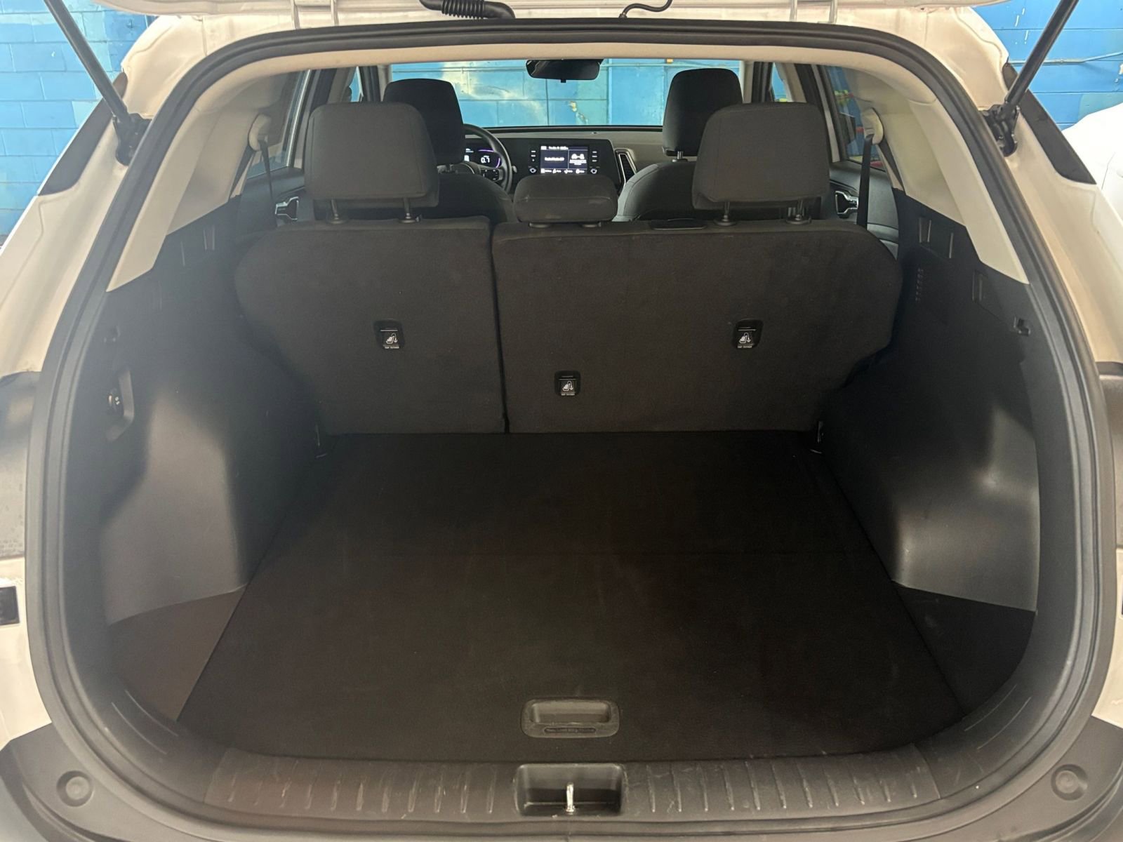 Thumbnail: 2025 Kia Sportage - 31