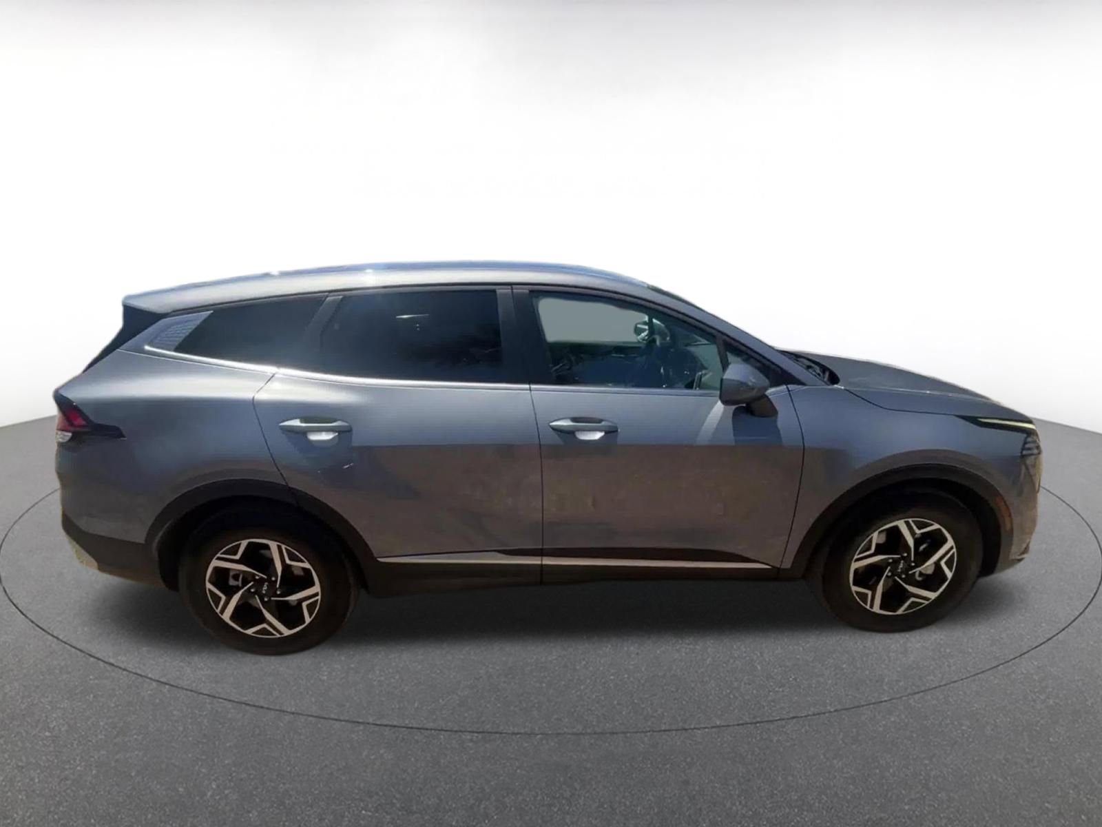 Thumbnail: 2025 Kia Sportage - 16