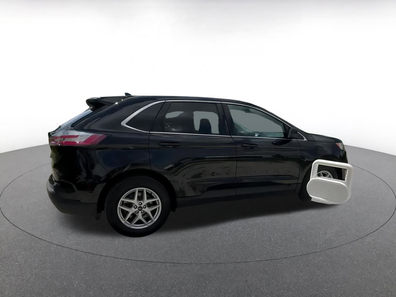 Thumbnail: 2024 Ford Edge - 15
