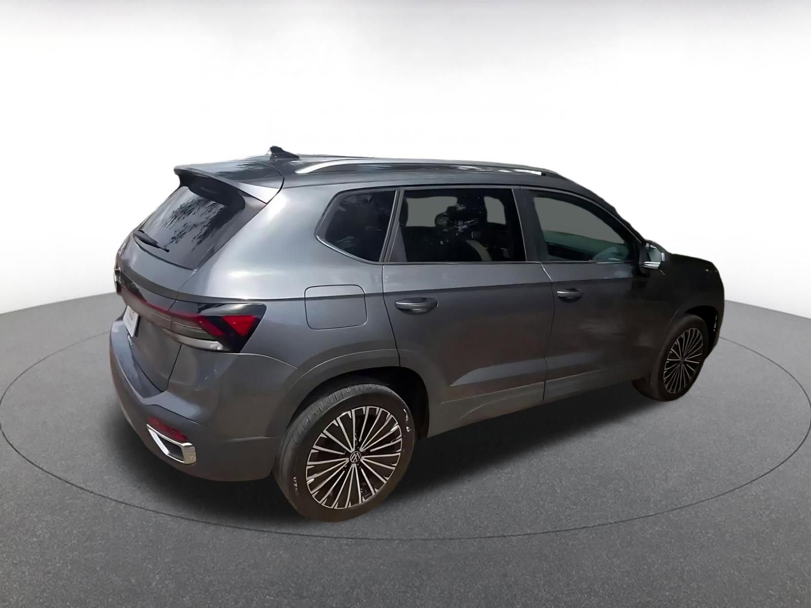 Thumbnail: 2025 Volkswagen Taos - 14