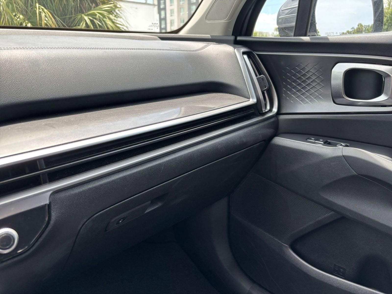 Thumbnail: 2024 Kia Sorento - 35