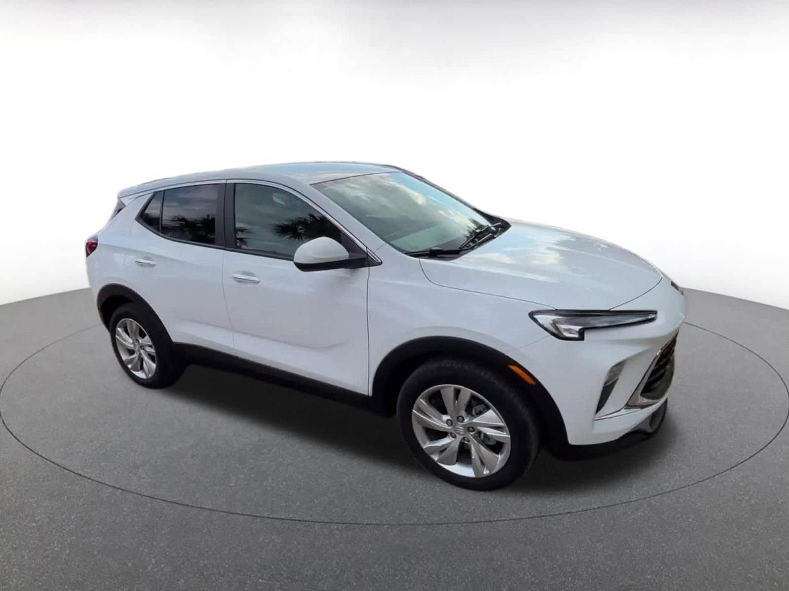 Thumbnail: 2025 Buick Encore GX - 2