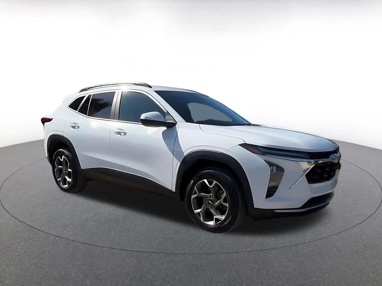 Thumbnail: 2025 Chevrolet Trax - 1