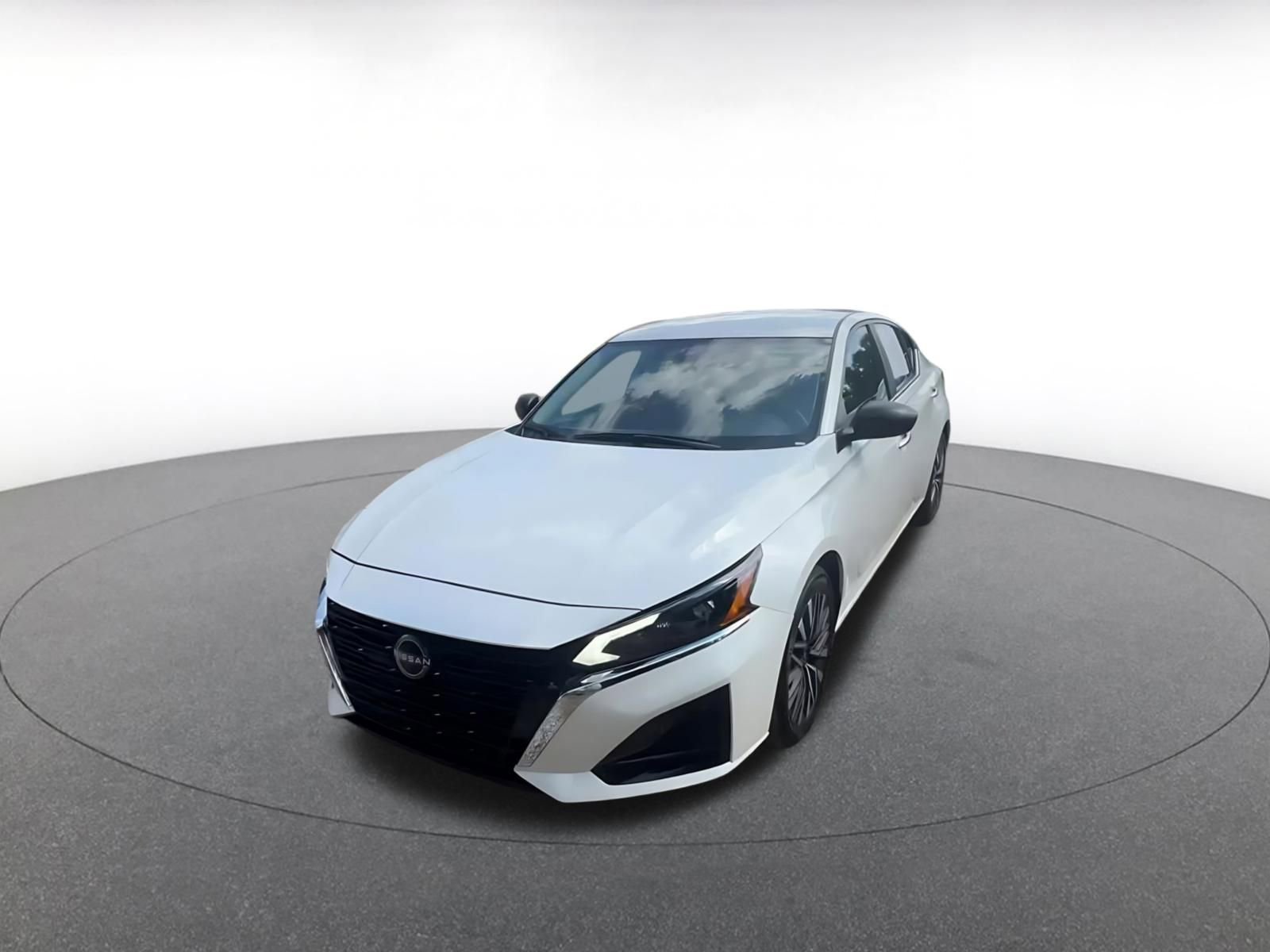 Thumbnail: 2025 Nissan Altima - 7