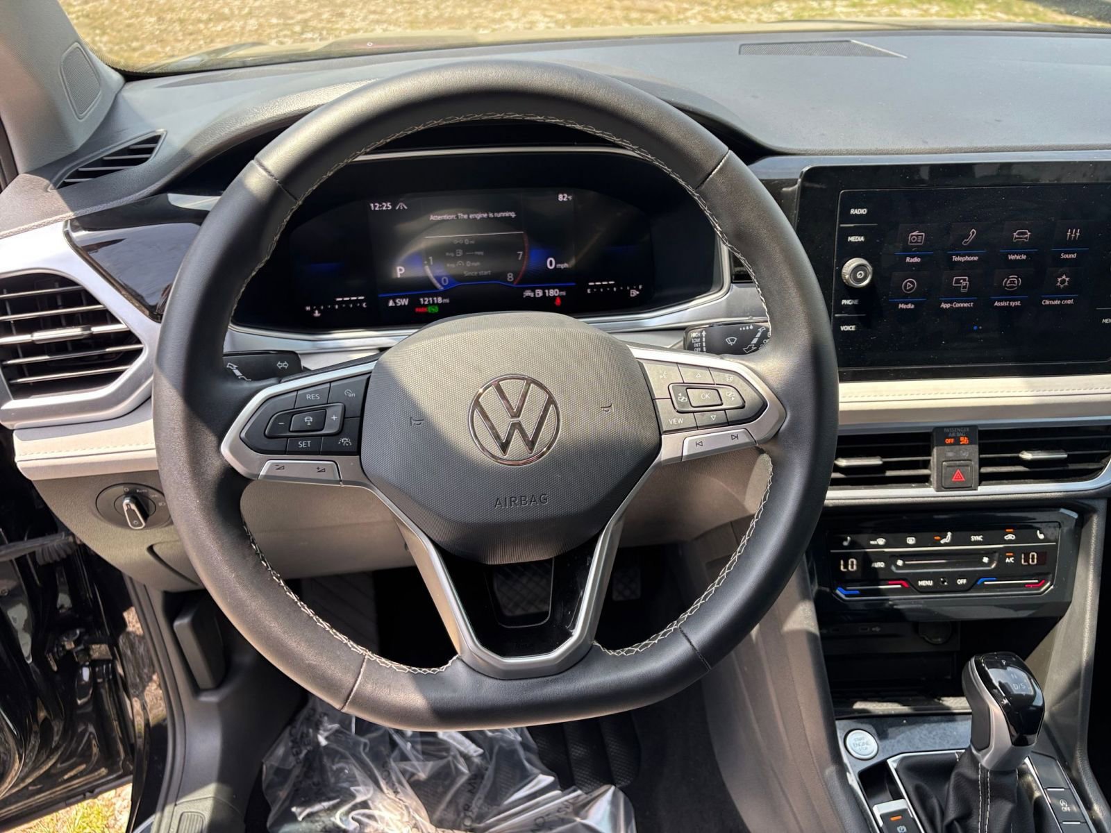 Thumbnail: 2025 Volkswagen Taos - 29