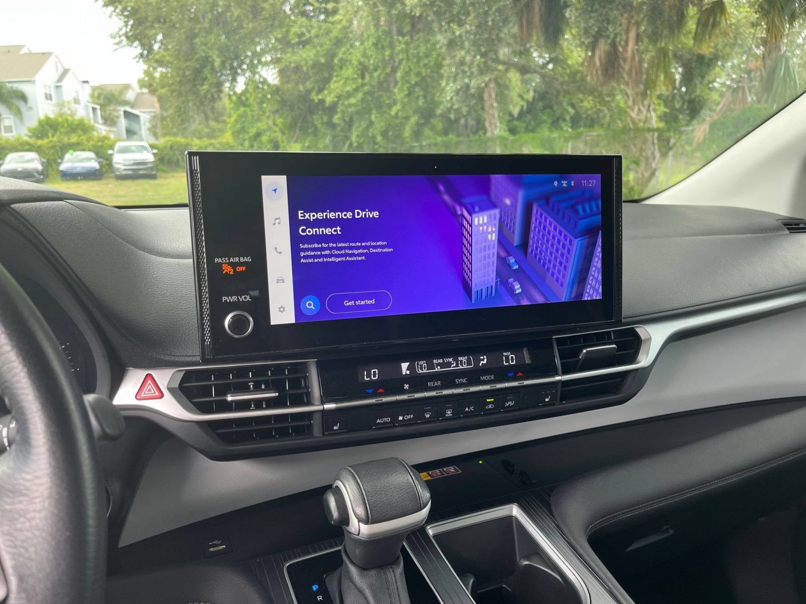 Thumbnail: 2025 Toyota Sienna - 14