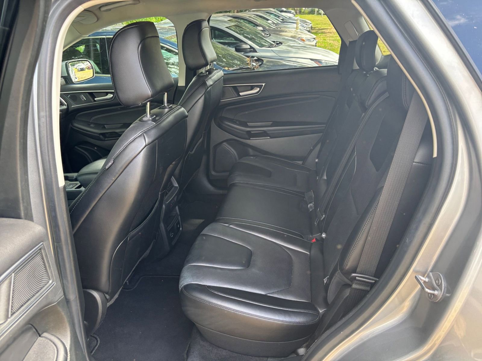 Thumbnail: 2022 Ford Edge - 25