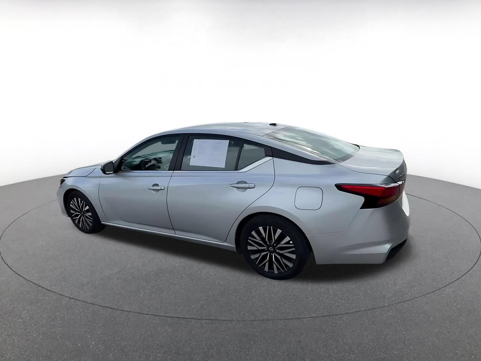 Thumbnail: 2026 Nissan Altima - 10