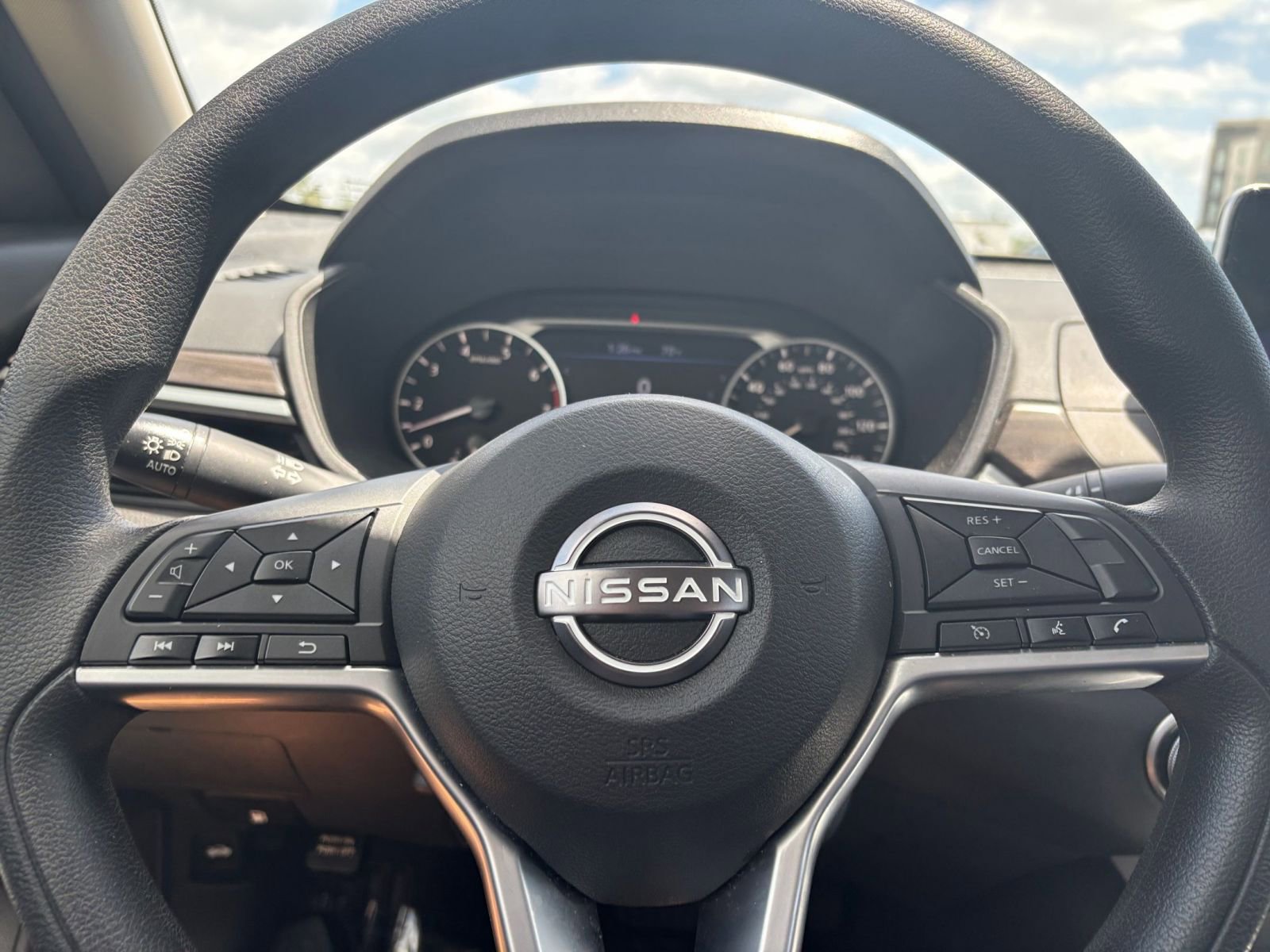Thumbnail: 2025 Nissan Altima - 29