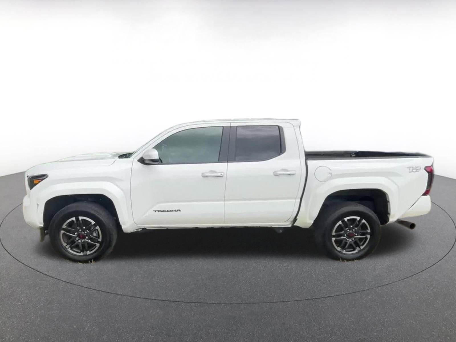 Thumbnail: 2024 Toyota Tacoma - 9