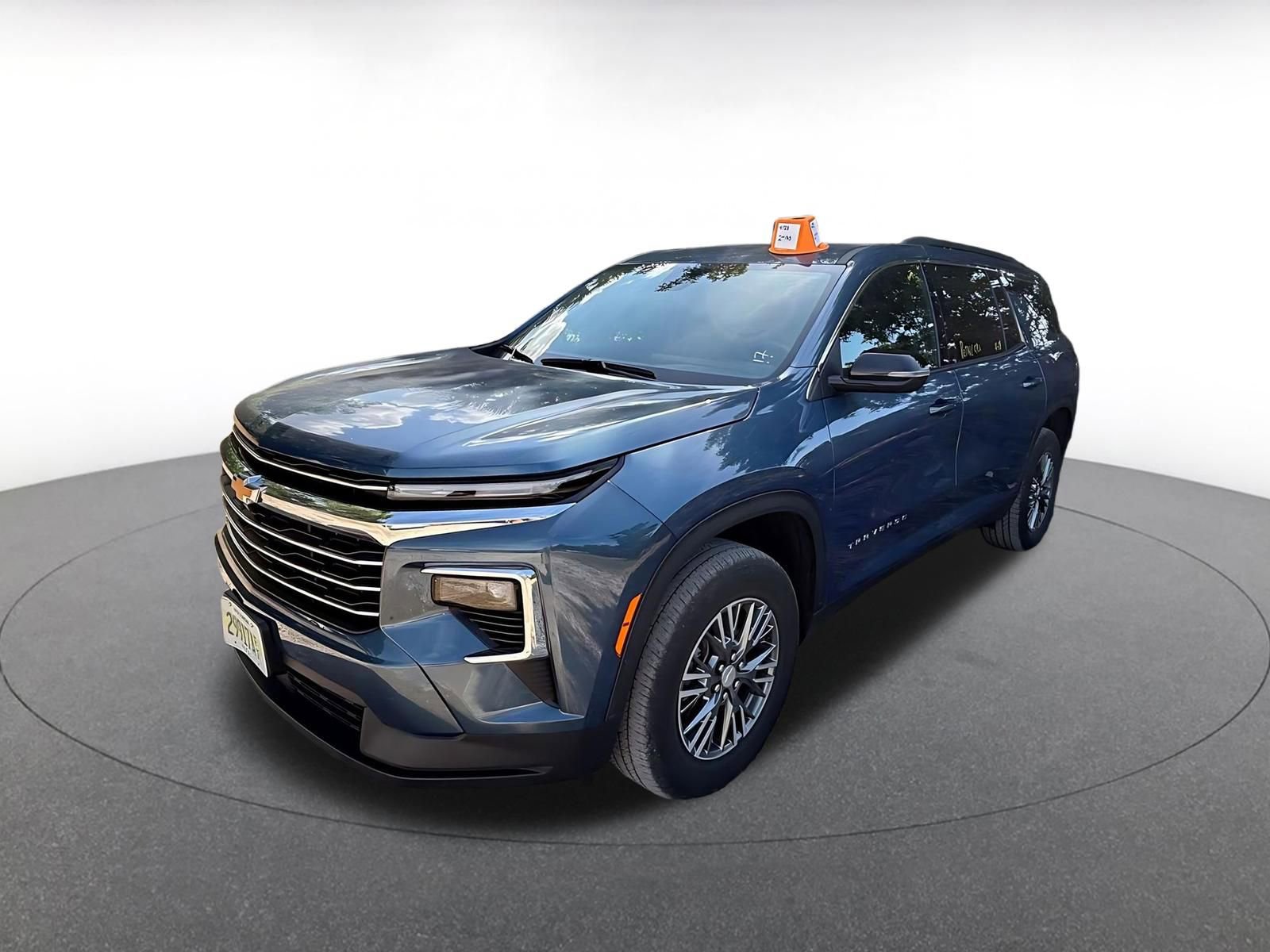 Thumbnail: 2025 Chevrolet Traverse - 4