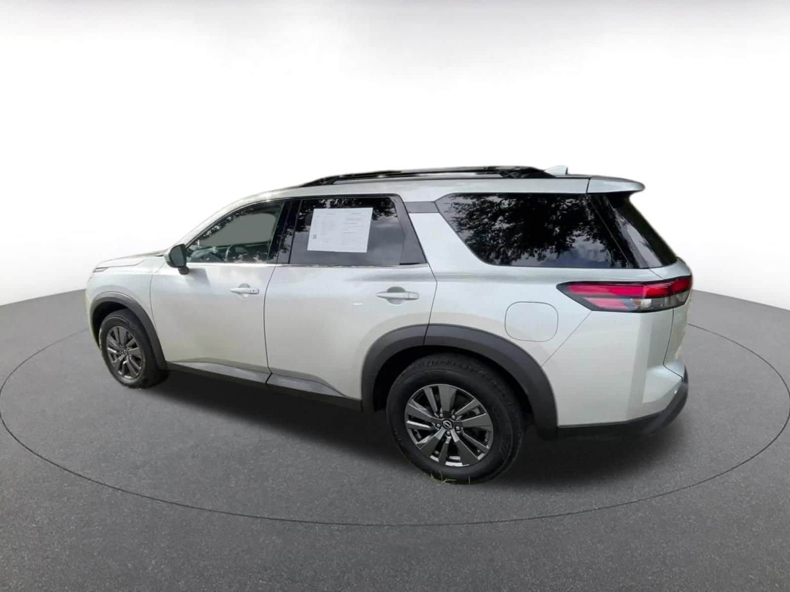 Thumbnail: 2025 Nissan Pathfinder - 10