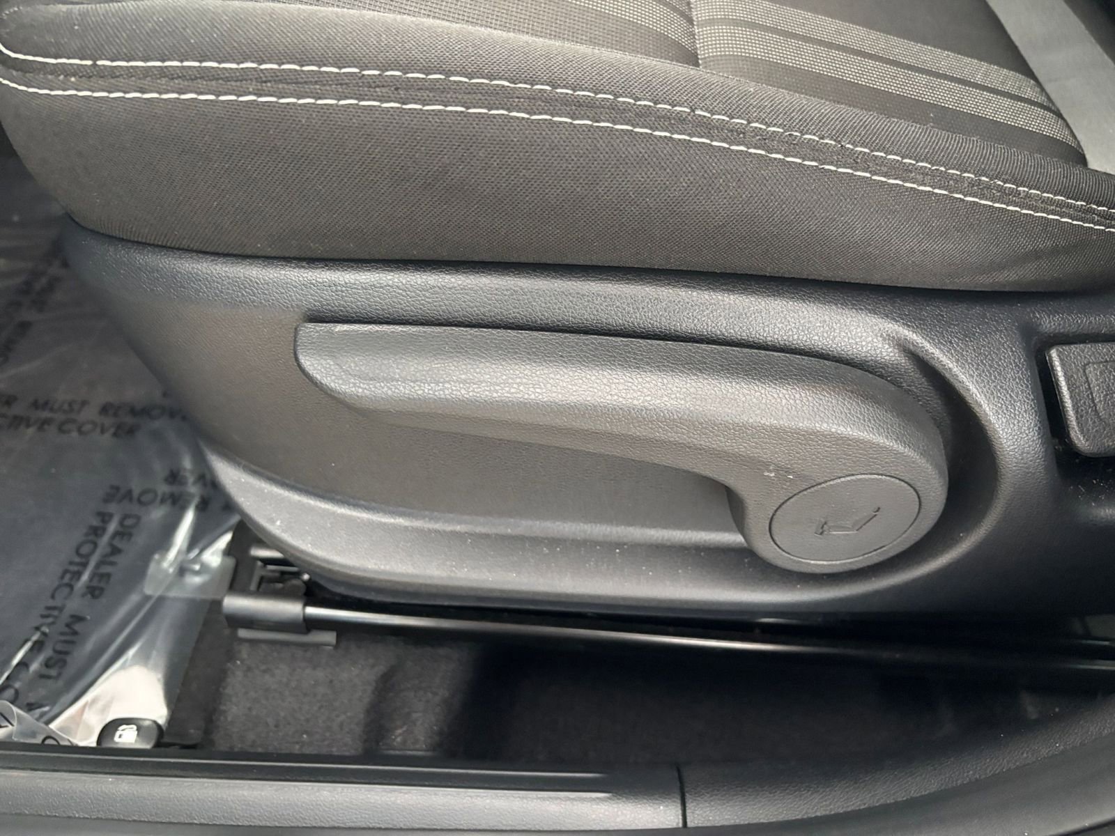 Thumbnail: 2025 Hyundai Venue - 32